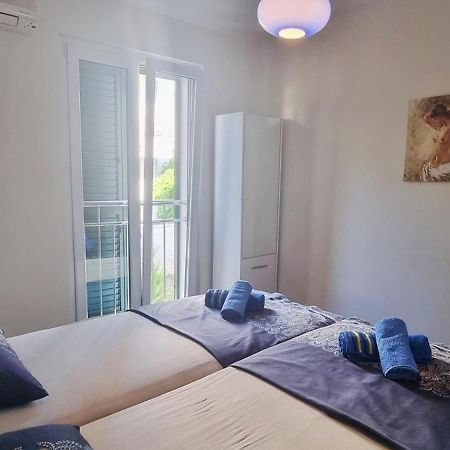 Apartment Zana Novalja Ngoại thất bức ảnh